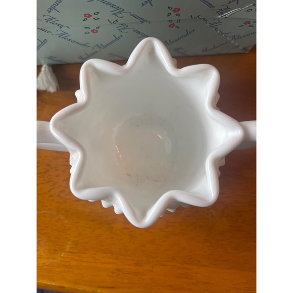 Vintage Fenton Hobnail Milk Glass Sugar Bowl Dish - Picture 2 of 3